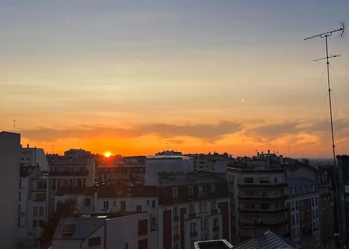 Buttes Chaumont - Free Parking Daire Paris
